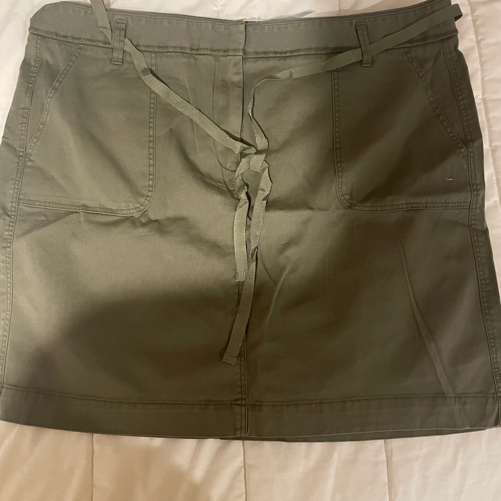 Loft | Olive Green Khaki Mini Skirt